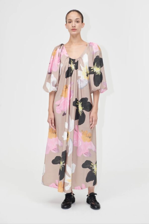 VOLUMINOUS PUFF SLEEVE DRESS, wild flowers
