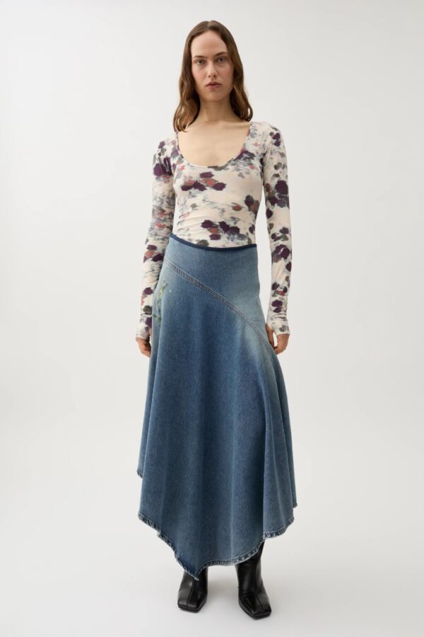 SWOOSH EMBROIDERY DENIM SKIRT, indigo