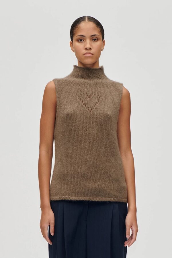 TURTLENECK VEST, heart