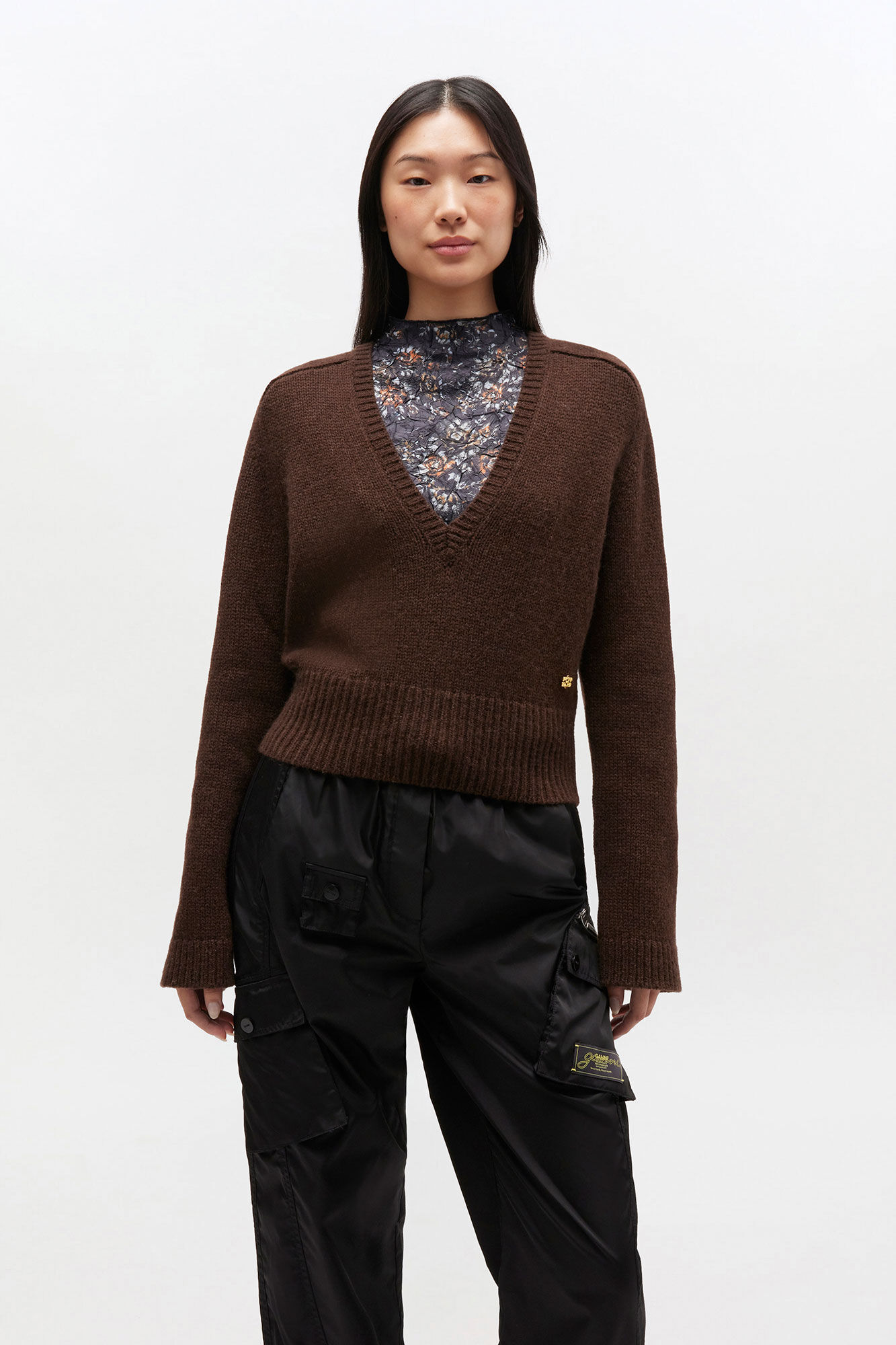 CHOCOLATE BROWN V-NECK JUMPER - Image 2