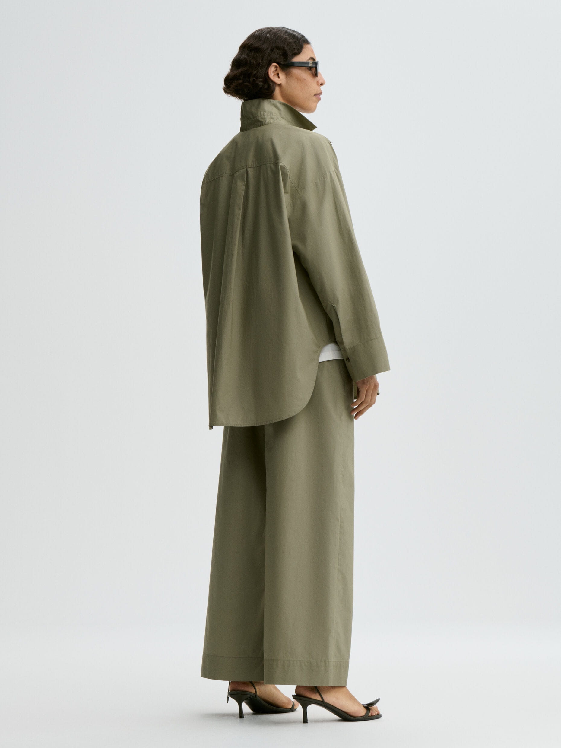 DERRIS ORGANIC COTTON SHIRT, deep lichen green - Image 3